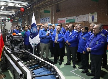 ایران خودرو باز هم رکورد زد، این بار ۳۶۵۸ دستگاه موتور در روز