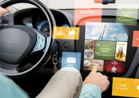 نقش سیستم‌های اطلاعات سرگرمی خودرو(Infotainment) در بهبود تجربه رانندگی