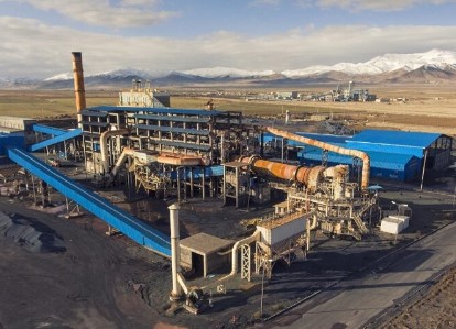 بررسی صنعت استخراج سنگ آهن و شرکت توسعه معدنی و صنعتی ”صبانور کنور“