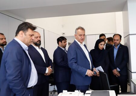 افتتاح جدیدترین شعبه بانک کارآفرین در قلب بازارآهن تهران