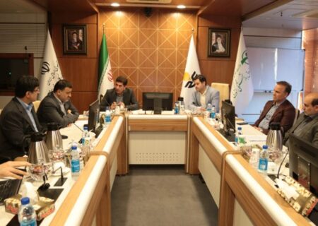 با حضور مدیرعامل هلدینگ صبا انرژی؛ عملکرد ۶ ماهه ابتدایی سال جاری فولاد اکسین خوزستان تشریح شد
