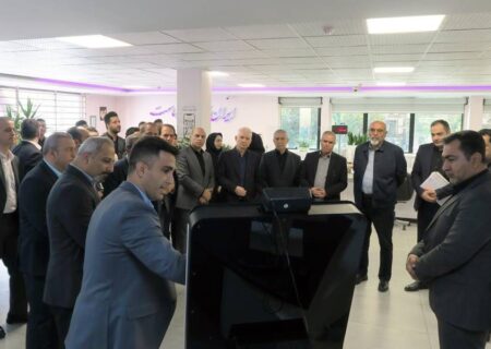 اولین شعبه هیبرید بانک ایران زمین افتتاح شد