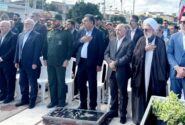 عطرافشانی گلزار شهدای ساری با حضور رئیس بنیاد شهید و امور ایثارگران کشور و مدیرعامل بیمه دی