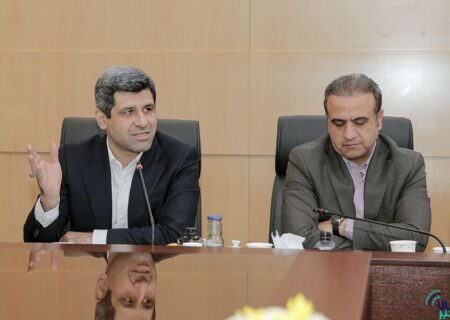بازدید مدیرعامل بورس کالای ایران از نمایشگاه ایران پلاست